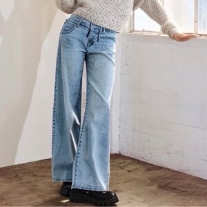 Junior Girls Light Blue Wide-Leg Jeans